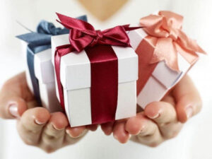 Hạch Toán Hóa Đơn Quà Tặng, Quà Biếu Như Thế Nào Mới Đúng?