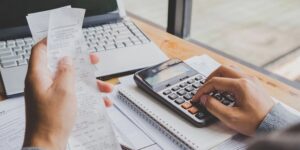 Lập hóa đơn sai thời điểm là như thế nào? Xử phạt ra sao?